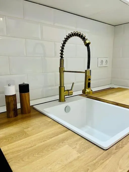 New Luxurious Studio With Patio/Center Apartment Malaga
